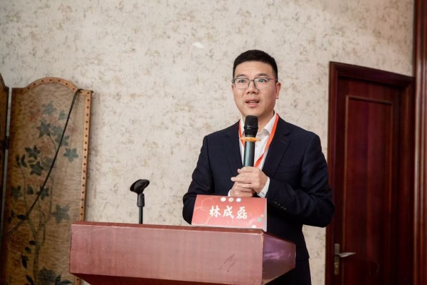 f80113d57e5036b6831e94fc847dba32_副本.jpg f80113d57e5036b6831e94fc847dba32_副本.jpg